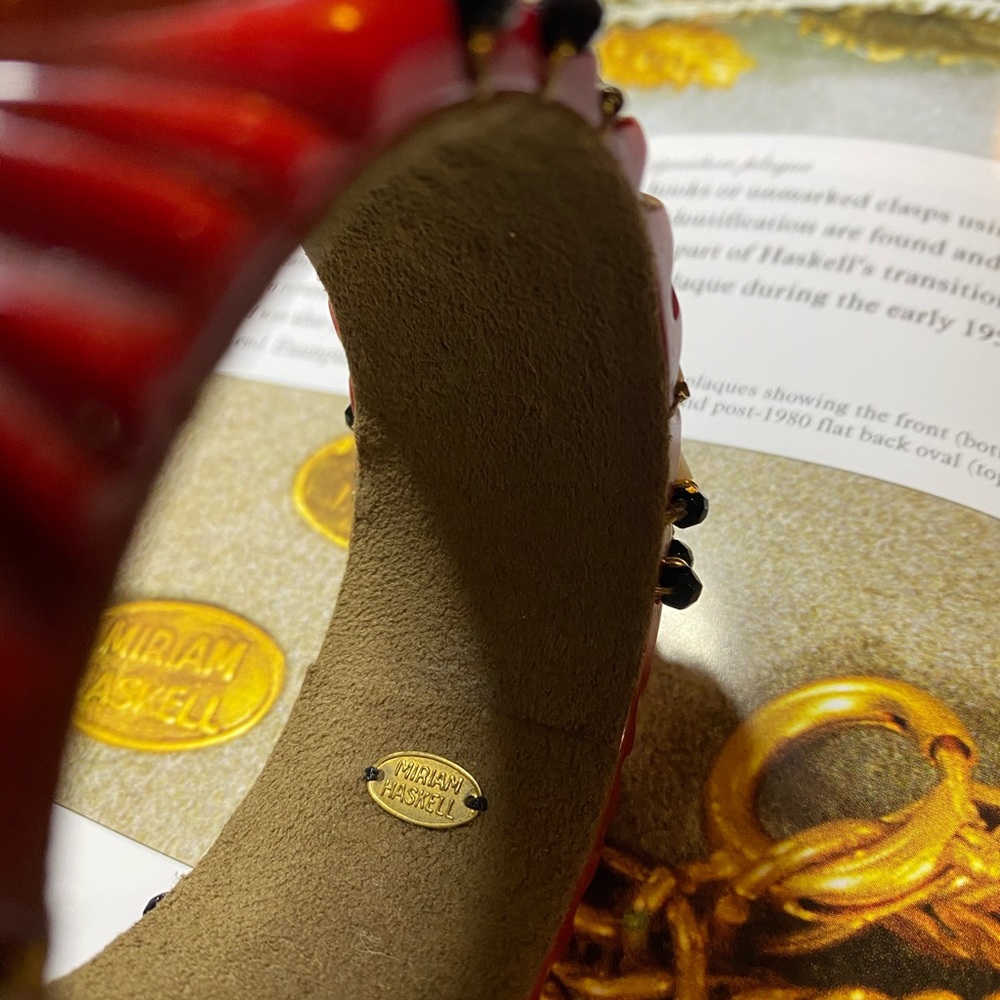 Miriam Haskell Carved Beaded Resin Bangle Lot of 4 - Picture 14 of 15